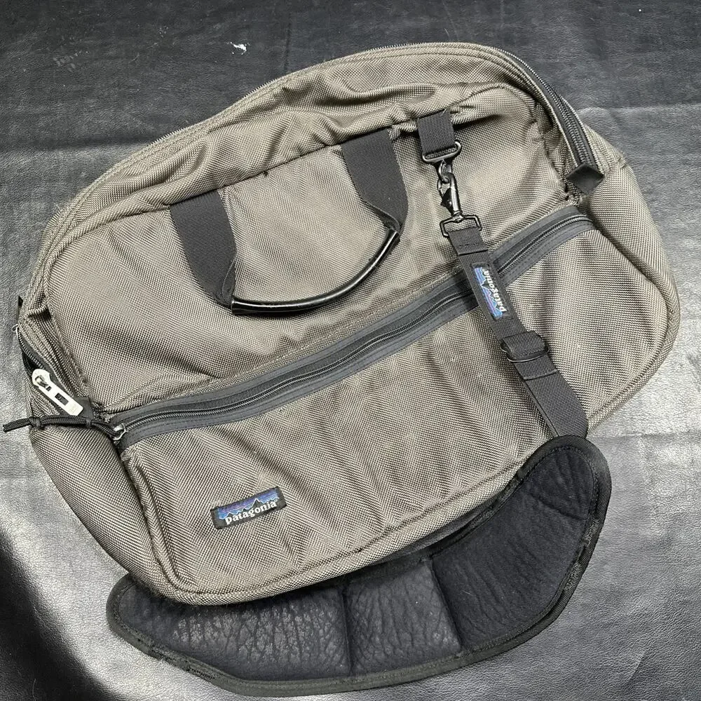 Patagonia Headway Brief 22L Brown Messenger Laptop Bag 48770 Ballistic Nylon